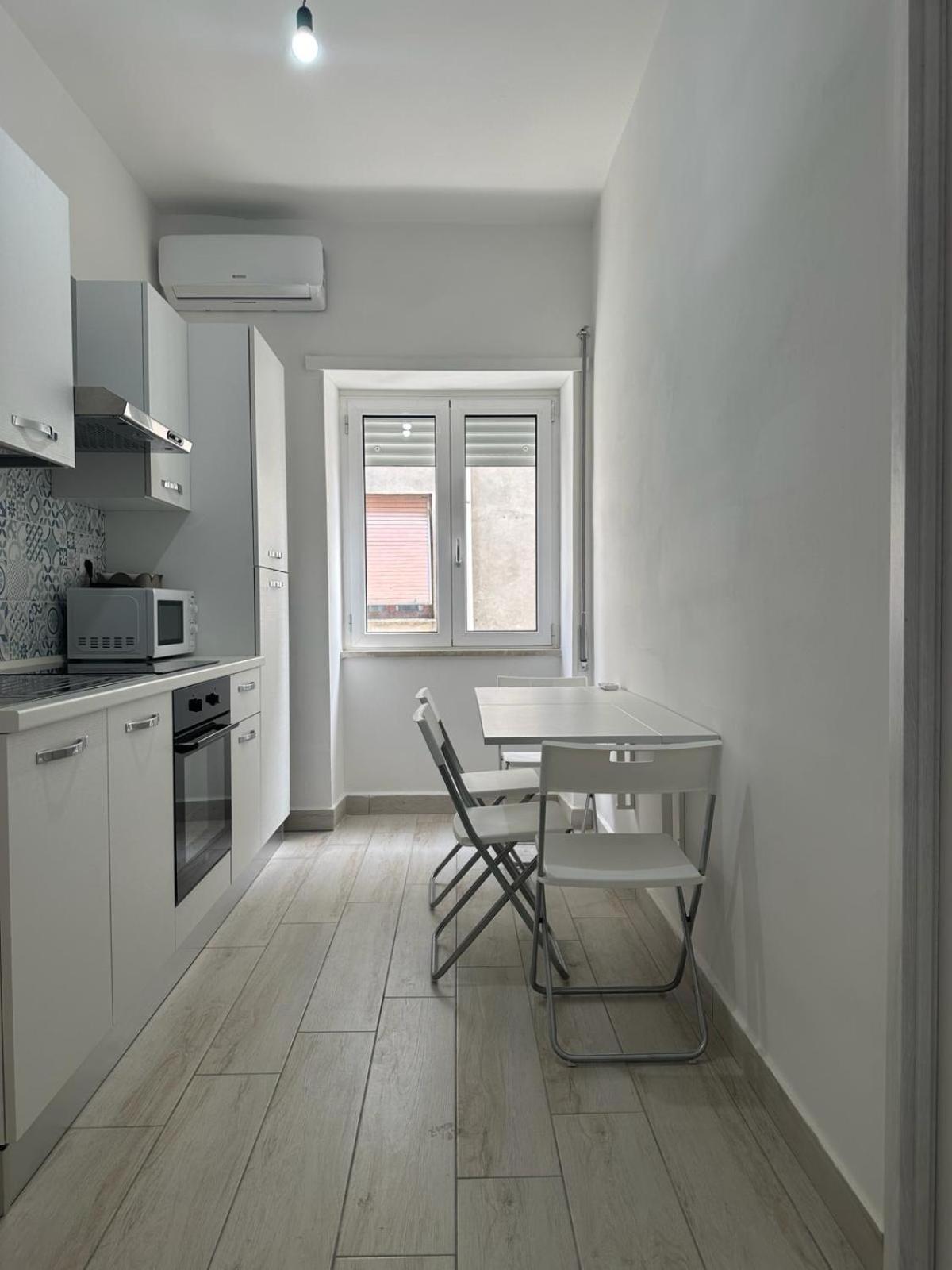 Rent House Scauri Leilighet Minturno Eksteriør bilde